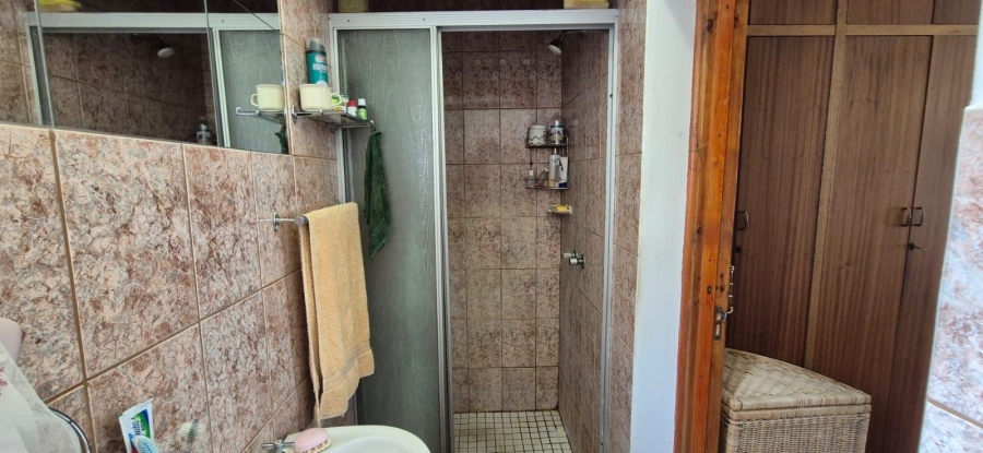 4 Bedroom Property for Sale in Carters Glen Northern Cape